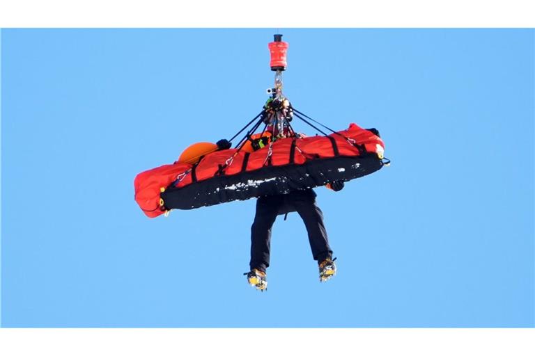 Lindsey Vonn wurde nach ihrem Sturz per Hubschrauber geborgen.