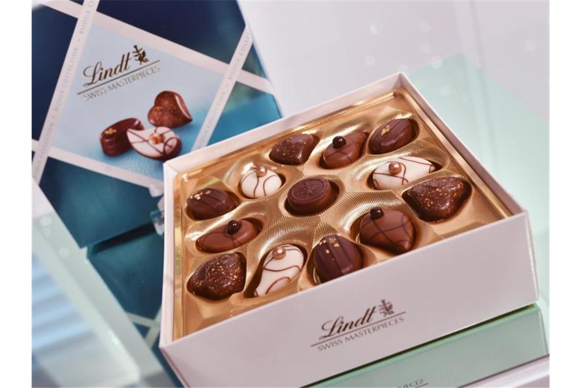 Lindt & Sprüngli: In diesem Jahr feiert die auf hochwertige Schokolade spezialisierte Marke 175-jähriges Bestehen. Foto: Walter Bieri/Keystone/dpa