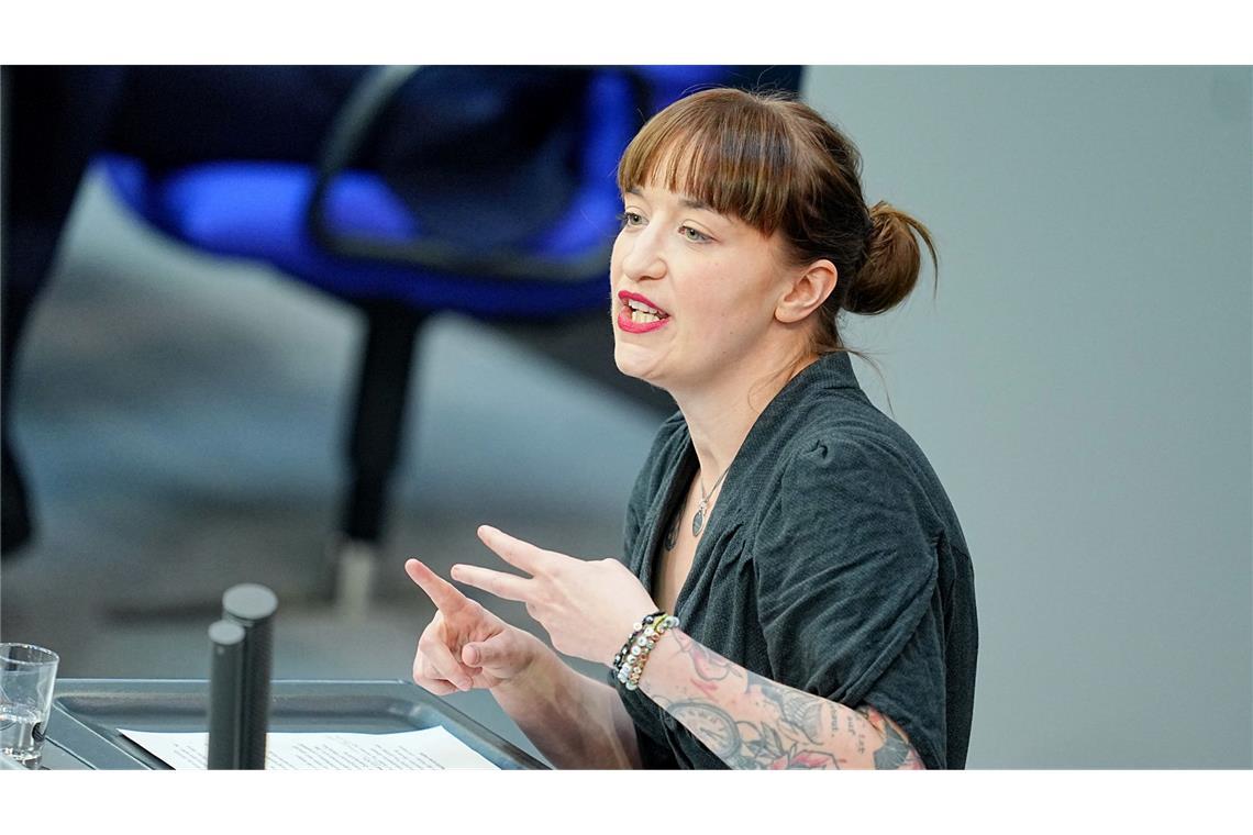 Diäten-Automatik im Bundestag bleibt Linke-Politikerin Heidi Reichinnek kritisiert die Diätenanhebung.