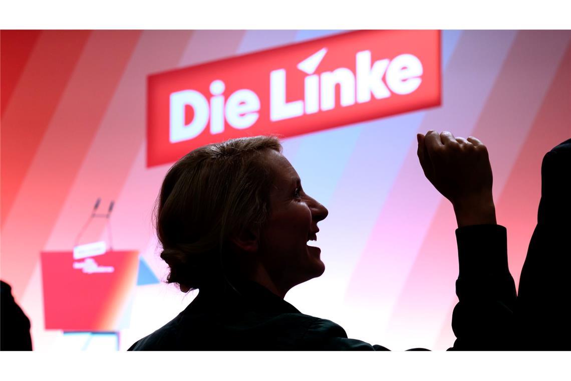 Die Linke zieht vor allem Frauen an Linken-Chefin Ines Schwerdtner nennt den rasanten Mitgliederzuwachs ihrer Partei einen Wahnsinnserfolg. (Archivbild)