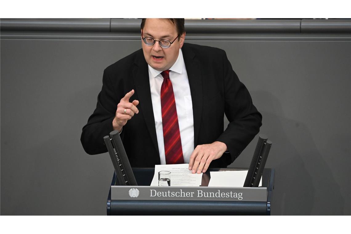 "Drecksarbeit": Kritik an Merz-Zitat zu Iran Linken-Fraktionschef Sören Pellmann stößt sich am Inhalt der Kanzler-Worte. (Archivbild)
