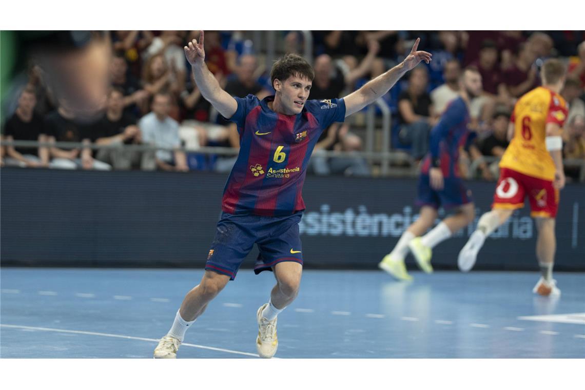 Linksaußen Dani Fernandez startet beim FC Barcelona voll durch.