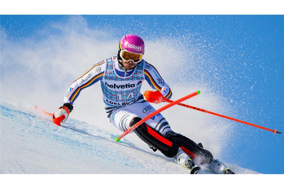 Linus Straßer patzt beim Slalom von Adelboden.