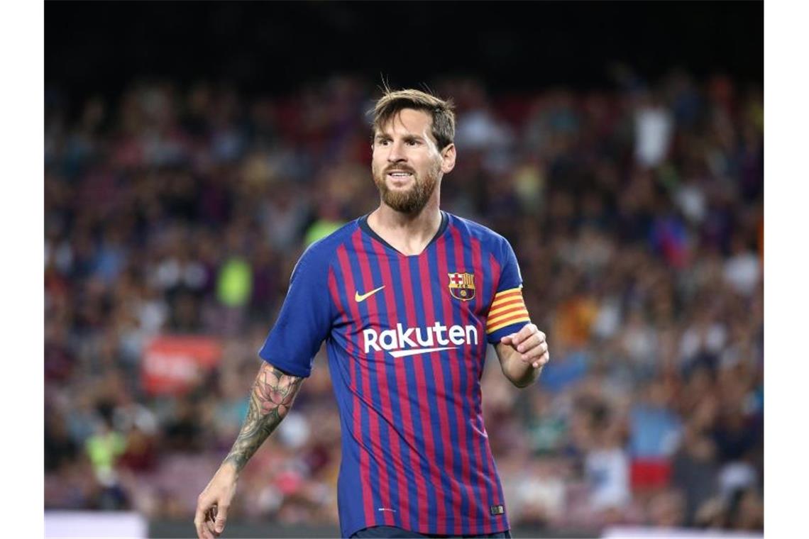 Lionel Messi erwägt einem Bericht des Senders Cadena Ser zufolge, den FC Barcelona im Sommer 2021 zu verlassen. Foto: Joan Valls/Urbanandsport/gtres/dpa