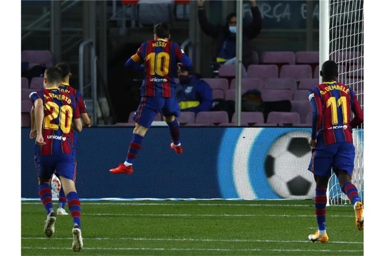 Lionel Messi hat beim 5:2-Sieg des FC Barcelona gegen Betis Sevilla doppelt getroffen. Foto: Joan Monfort/AP/dpa