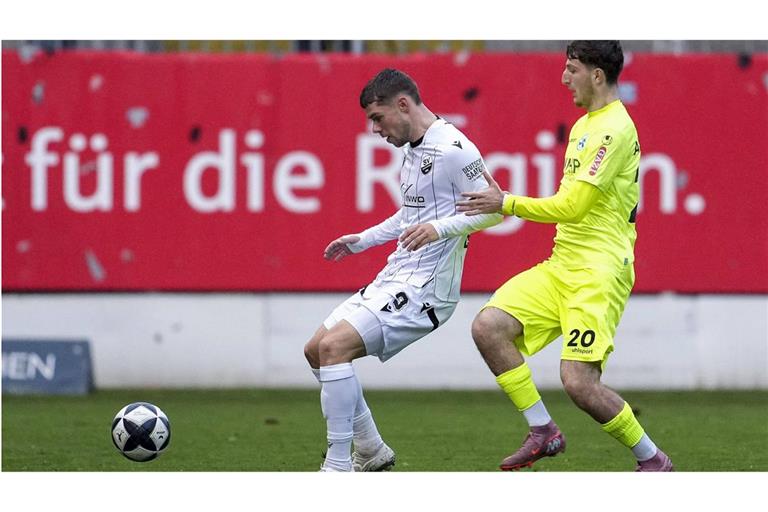 Lirijon Abdullahu (re.) muss am Kreuzband operiert werden.     


Foto: IMAGO/foto2press 