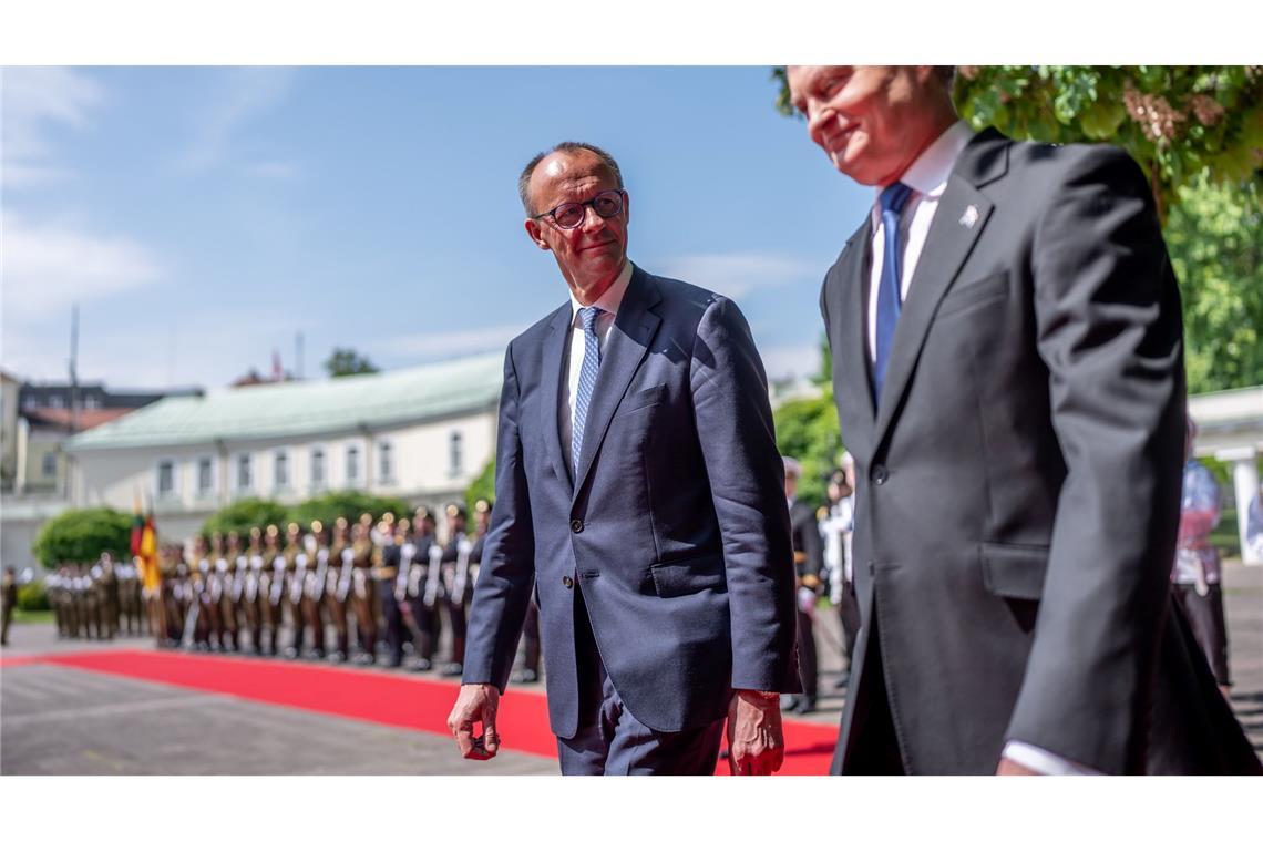 Merz: Jeden Zentimeter des Nato-Territoriums verteidigen Litauens Präsident Nauseda spricht von einem "Tag des Vertrauens".