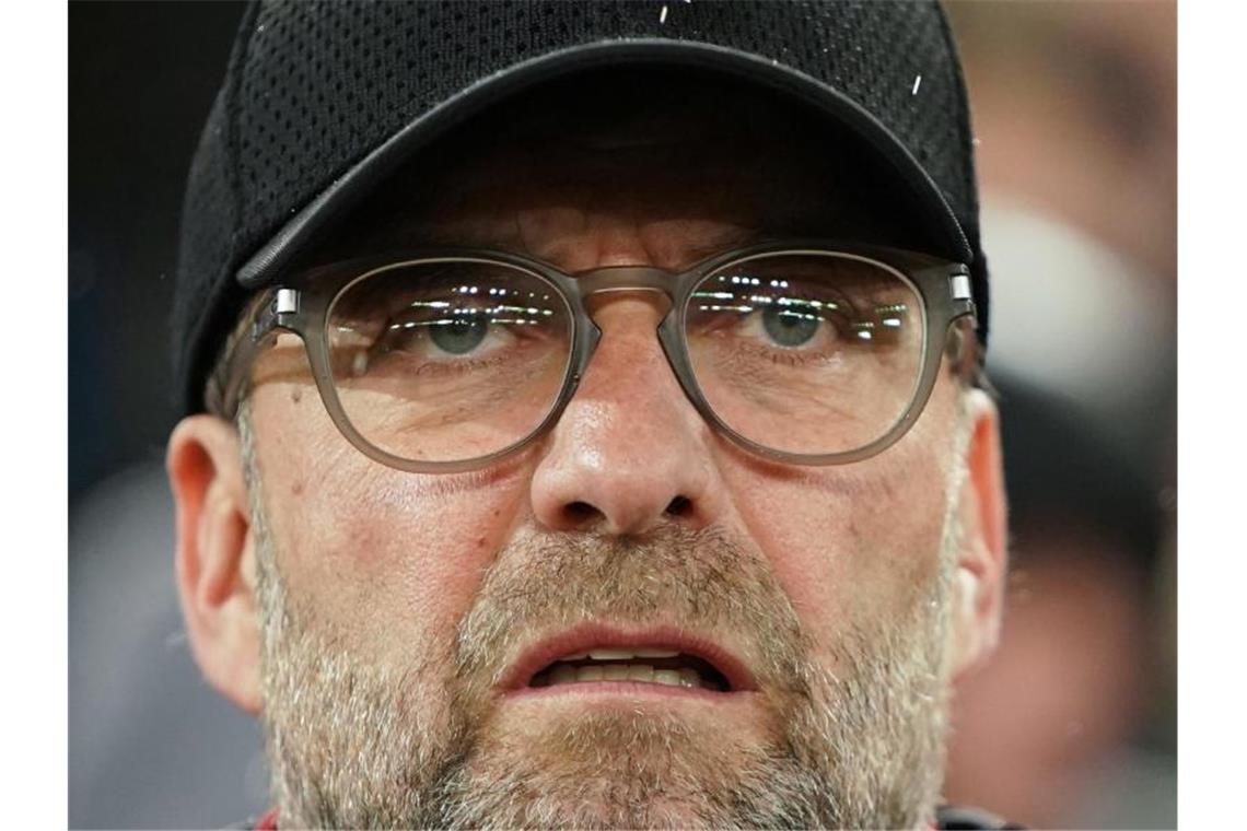 Liverpools Trainer Jürgen Klopp war nach dem Champions League-Aus gegen Athletico Madrid maßlos enttäuscht. Foto: Jon Super/AP/dpa