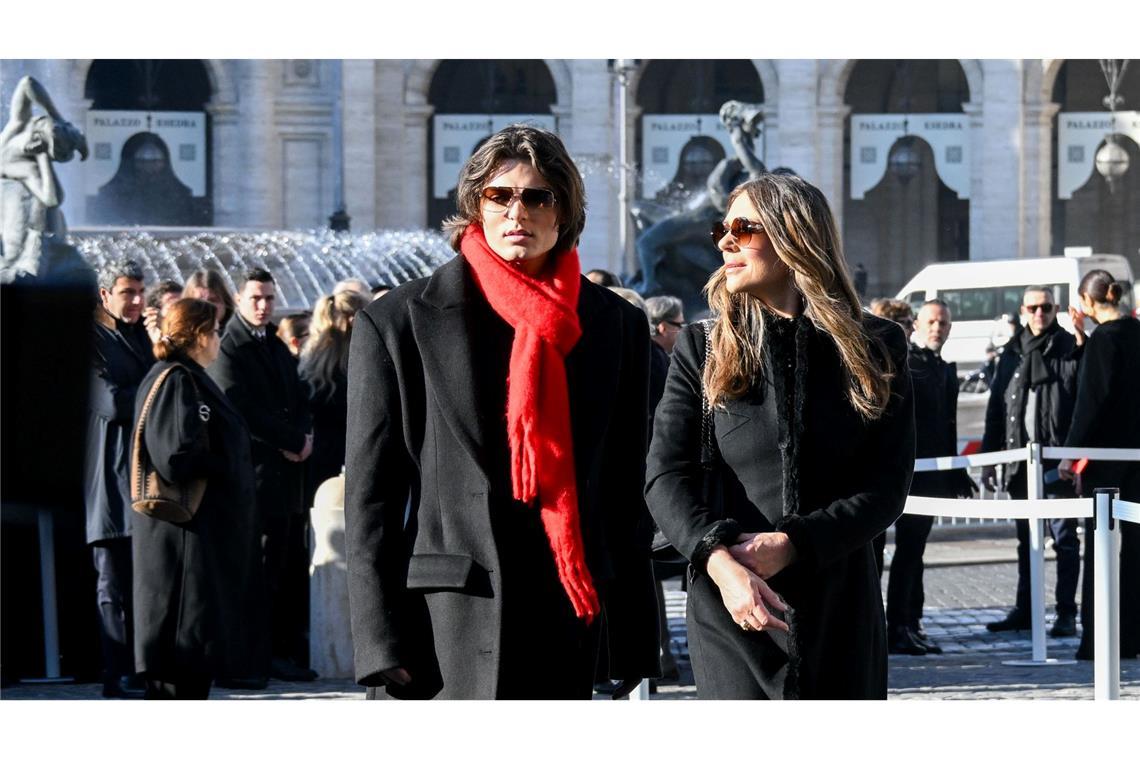 Trauerfeier mit Stars für Modemacher Valentino in Rom