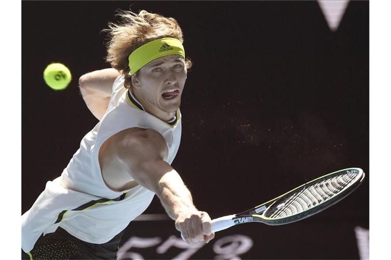 Locker ins Achtelfinale der Australian Open: Alexander Zverev in Aktion. Foto: Andy Brownbill/AP/dpa
