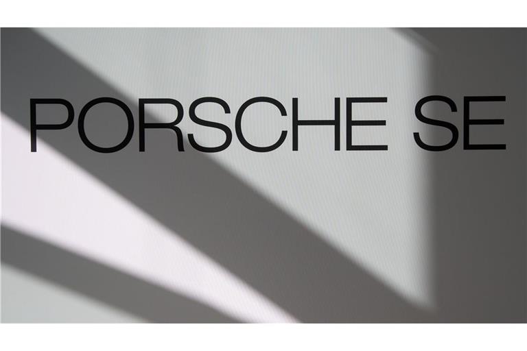 Logo und Schriftzug der Porsche SE.
