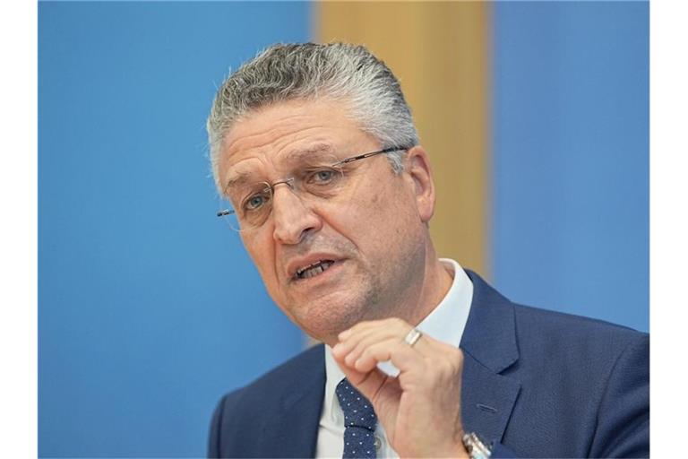 Lothar Wieler bei einer Pressekonferenz. Der Präsident des Robert Koch-Instituts sieht sich massiven Bedrohungen ausgesetzt. Foto: Michael Kappeler/dpa