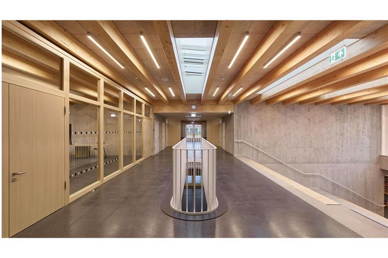 LRO Architekten aus Stuttgart haben mit einem Schul- und Sportstättenbau die Jury des DAM Preises 2026 überzeugt.