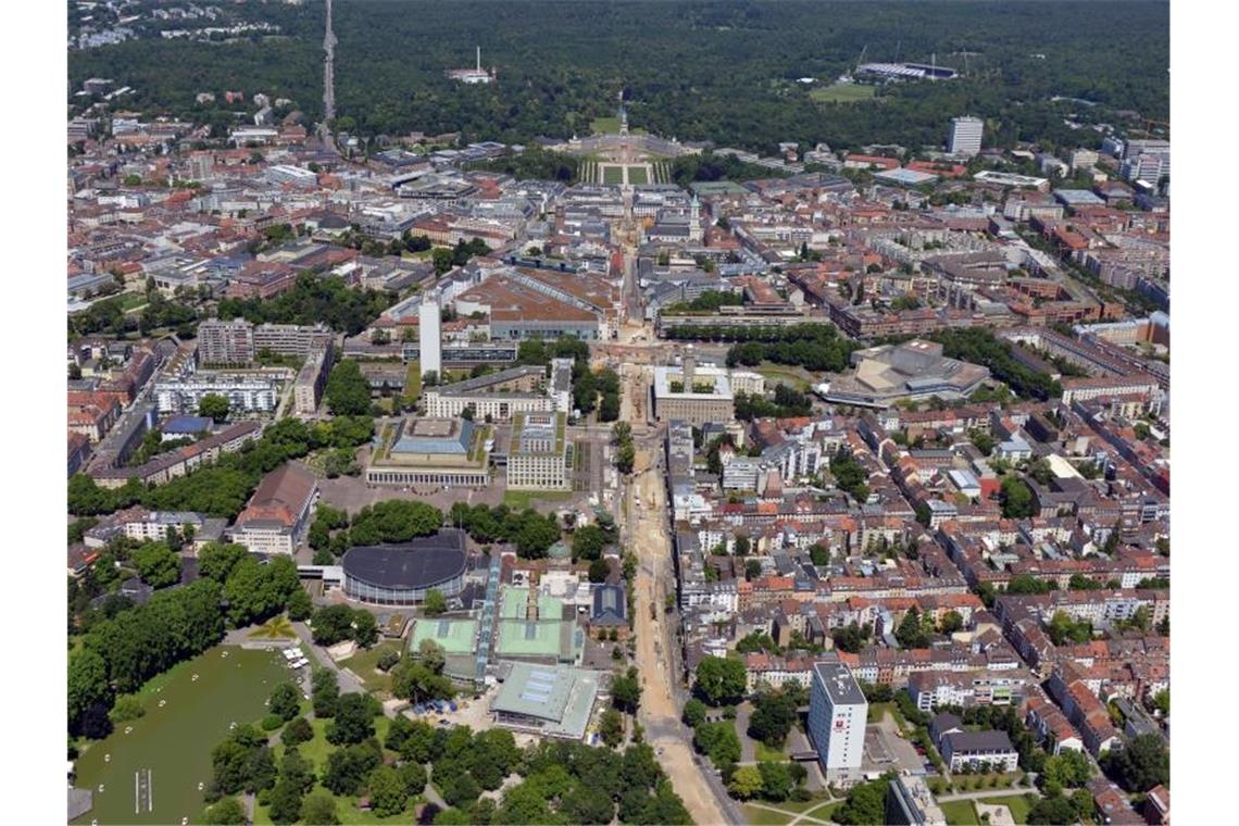 Luftbild Innenstadt von Karlsruhe. Foto: Uli Deck/Archivbild