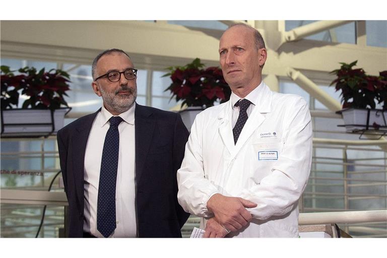 Luigi Carbone (links) wird Leiter der Direktion für Gesundheit und Hygiene des Vatikanstaats.