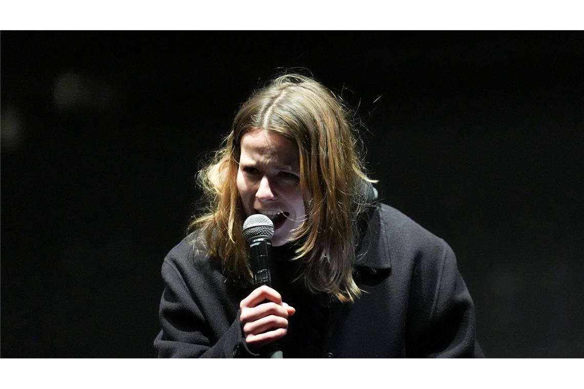 Luisa Neubauer sprach zum Abschluss der Kundgebung.