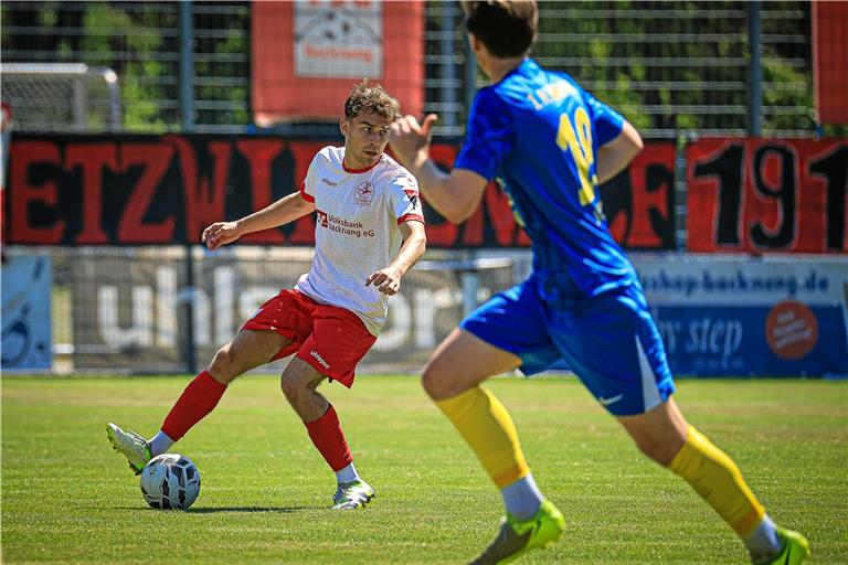 Lukas Hornek blickt mit der TSG Backnang auf einen perfekten Start. Foto: Alexander Becher