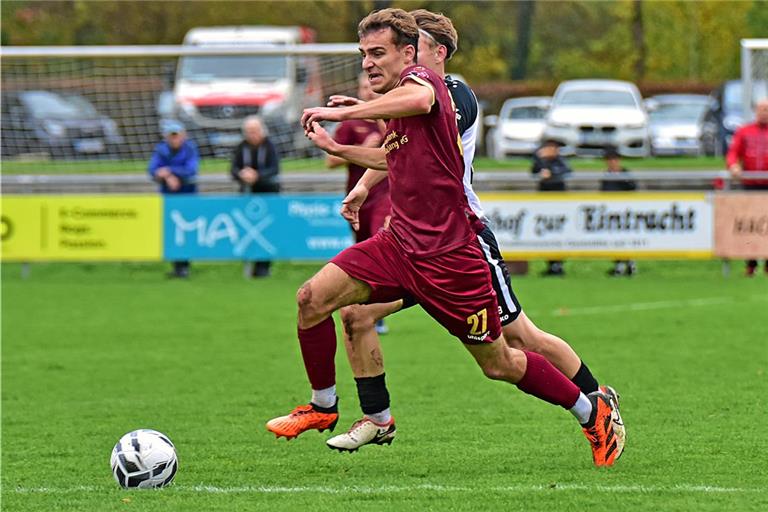 Lukas Hornek (vorne) ist laut TSG-Trainer Mario Marinic der beste Spieler der Partie gewesen. Foto: Tobias Sellmaier