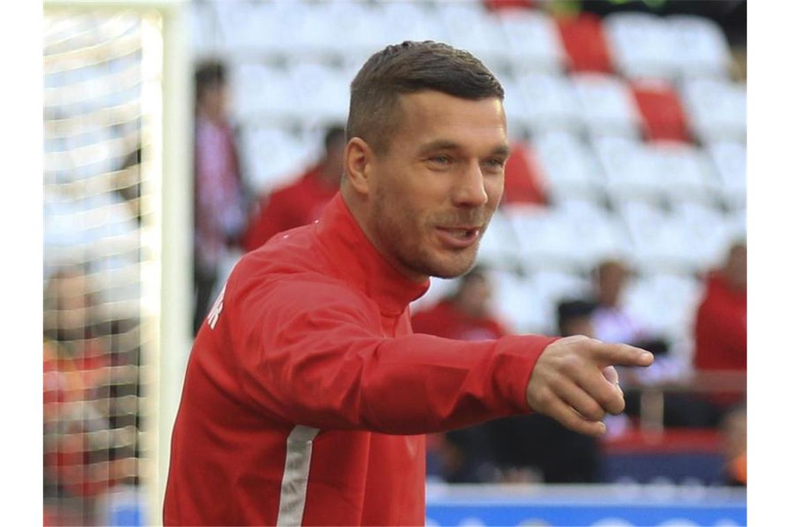 Lukas Podolski wird Juror bei „Das Supertalent“ Lukas Podolski 2020 im Trikot des türkischen Fußballclubs Antalyaspor. Der Fußballer steigt beim „Supertalent“ ein. Foto: -/AP/dpa