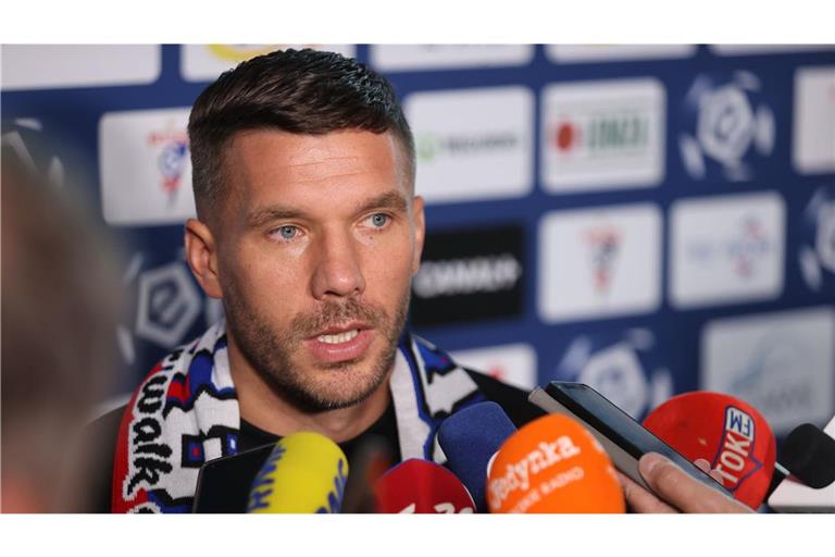 Lukas Podolski ließ sich zu einer Tätlichkeit hinreißen. (Symbolbild)