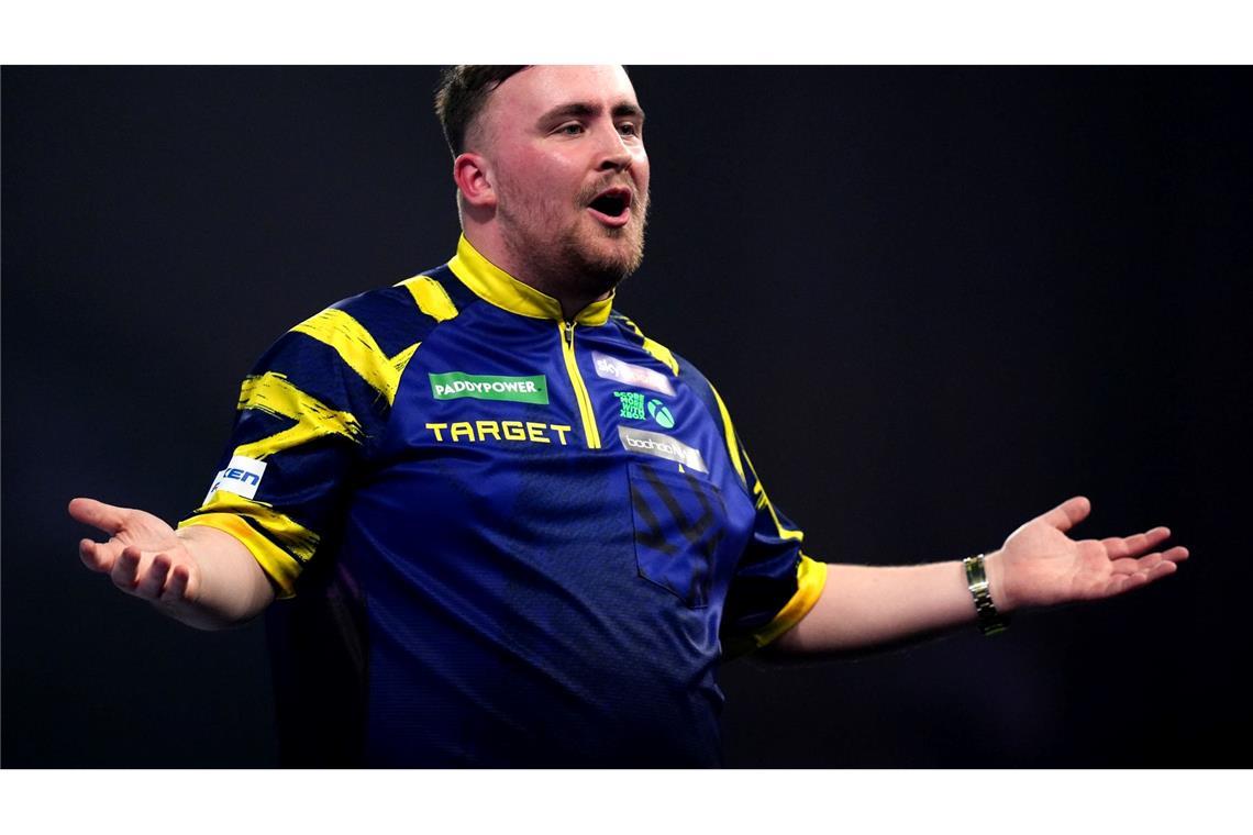 Luke Littler hatte im Achtelfinale zu kämpfen.