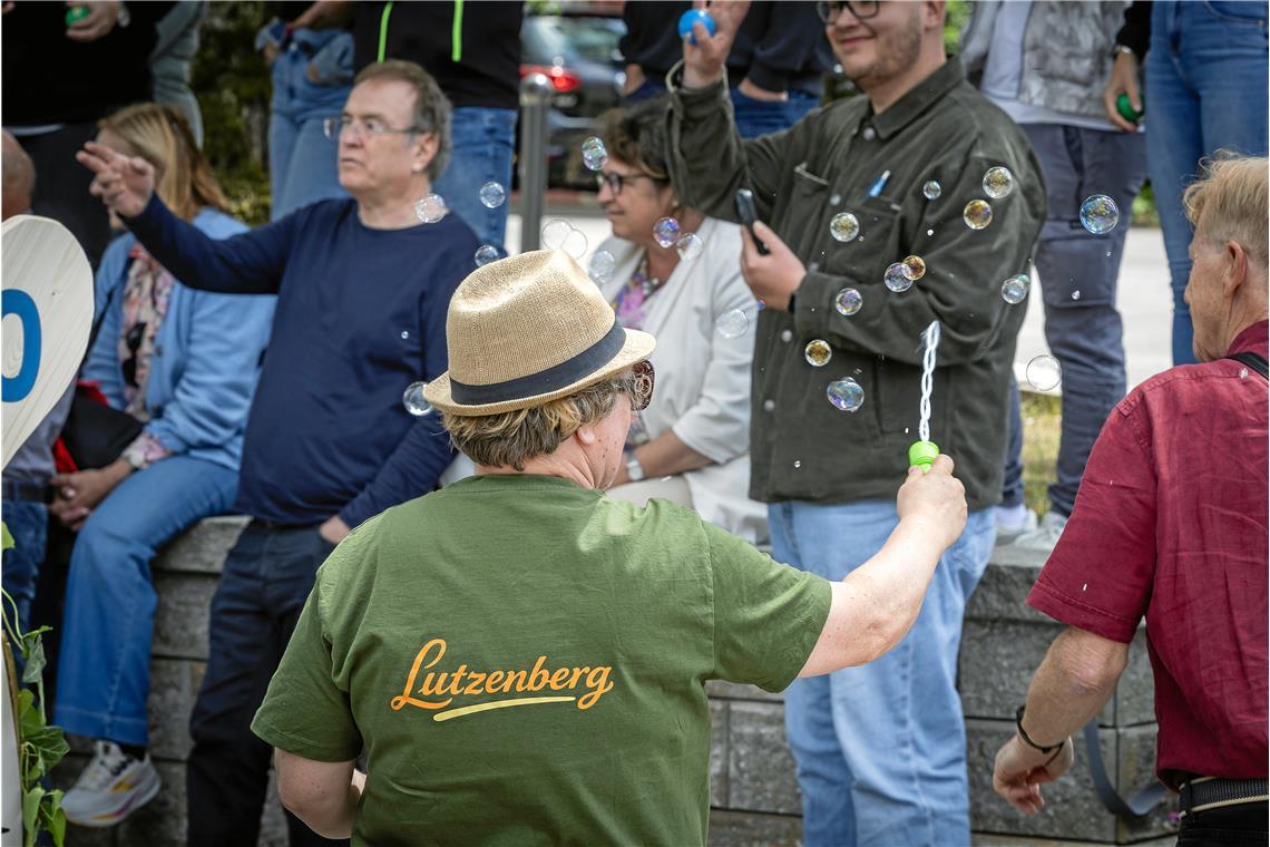 Lutzenberg // Höhepunkt der Heimattage Althütte: Der Festumzug am Sonntag den 14...