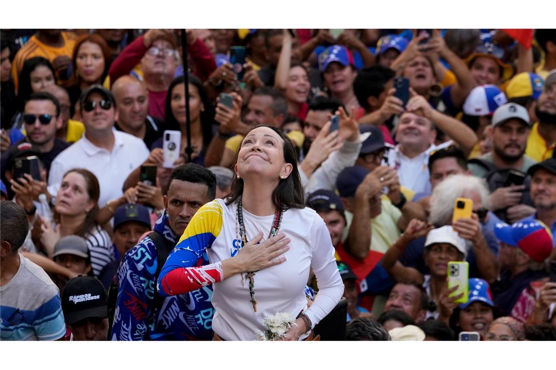 Venezuelas Eiserne Lady: Nobelpreis für María Corina Machado Machado muss sich seit langem verstecken