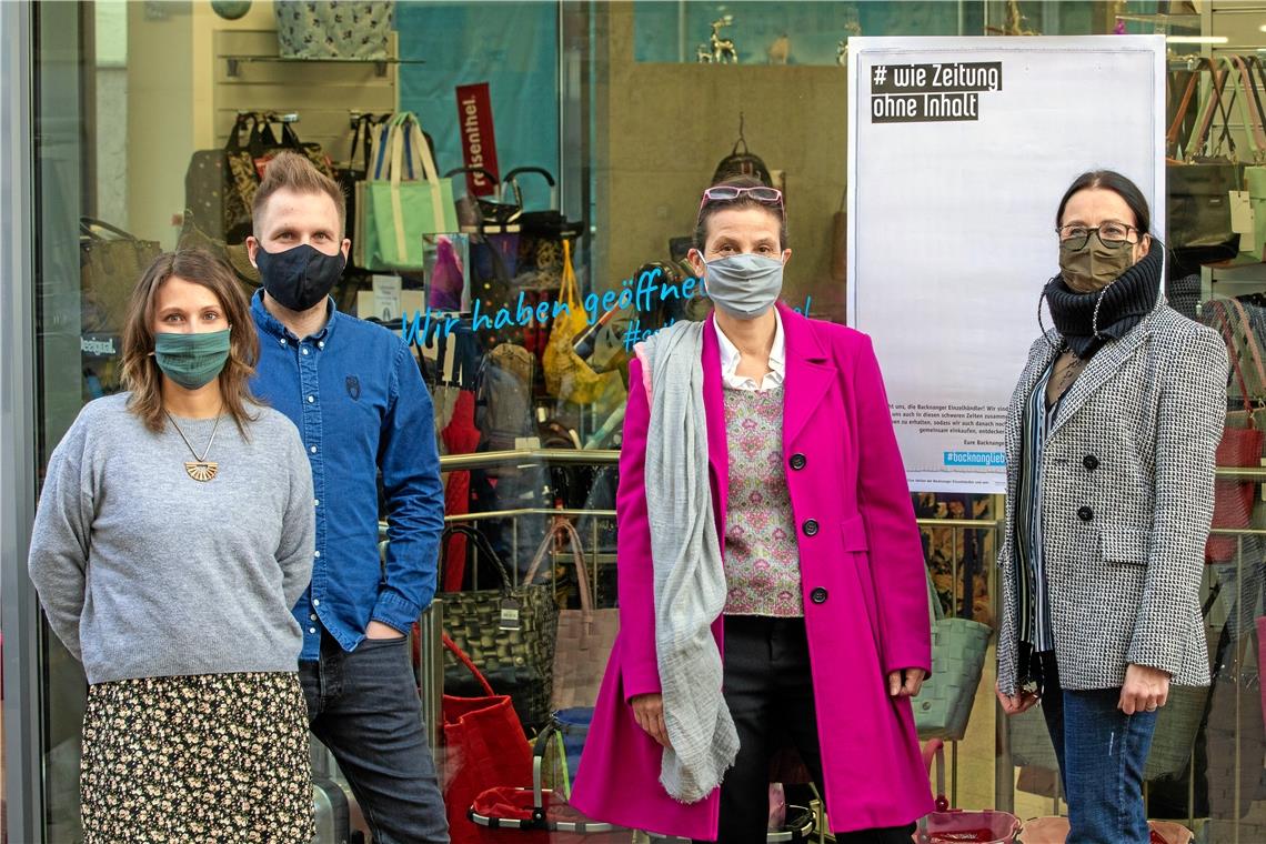 Machen sich für den Backnanger Einzelhandel stark (von links): Nicole Grabmeier, Tobias Grabmeier, Brigitte Janus und Sigrid Göttlich.Foto: A. Becher