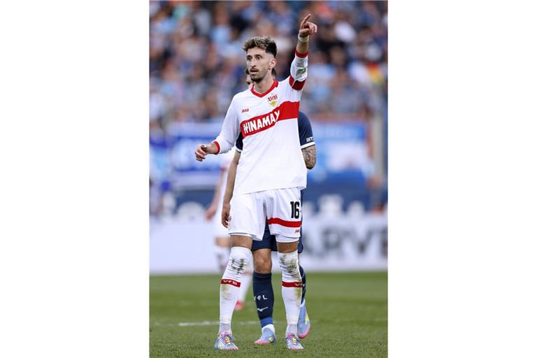 Macht Ansagen auf und neben dem Platz: VfB-Kapitän Atakan Karazor
         
         Foto: imago/Laci Perenyi