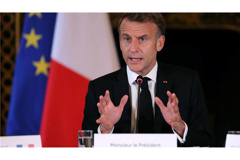 Macron berät mit den Parteispitzen über einen Ausweg aus der Regierungskrise (Archivbild).