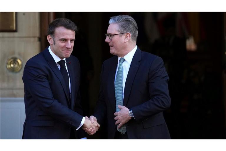 Macron und Starmer schlagen eine einmonatige Waffenruhe in der Ukraine vor.