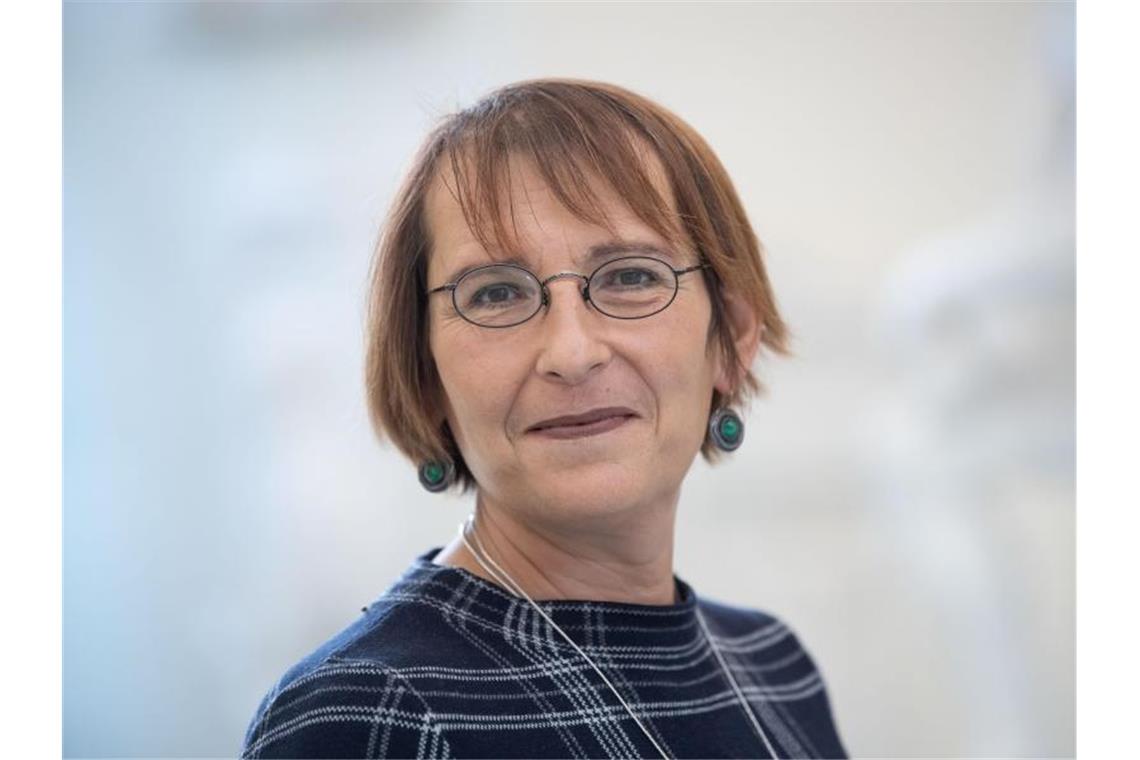 Böhme: Politik zu abhängig von der Wissenschaft Madelaine Böhme, Paläontologin, steht im Museum der Universität Tübingen (MUT). Foto: Marijan Murat/dpa/Archivbild