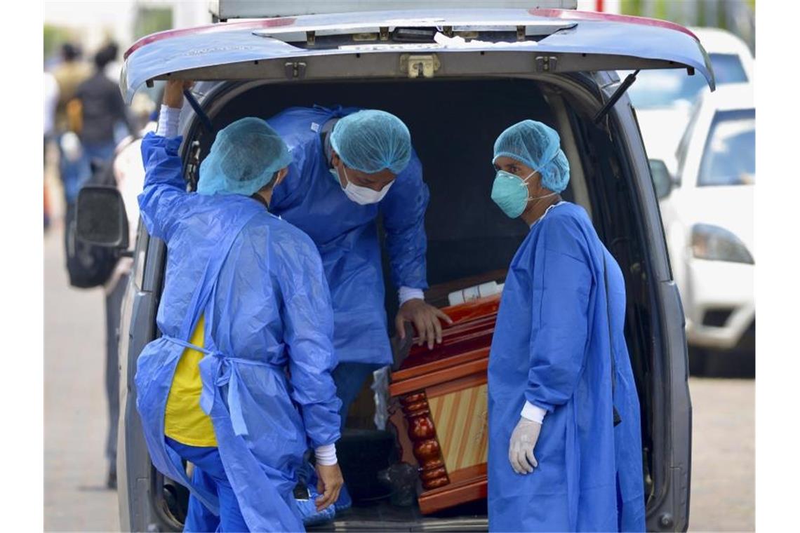 Ecuador: Für tot erklärte Corona-Patientin ist am Leben
