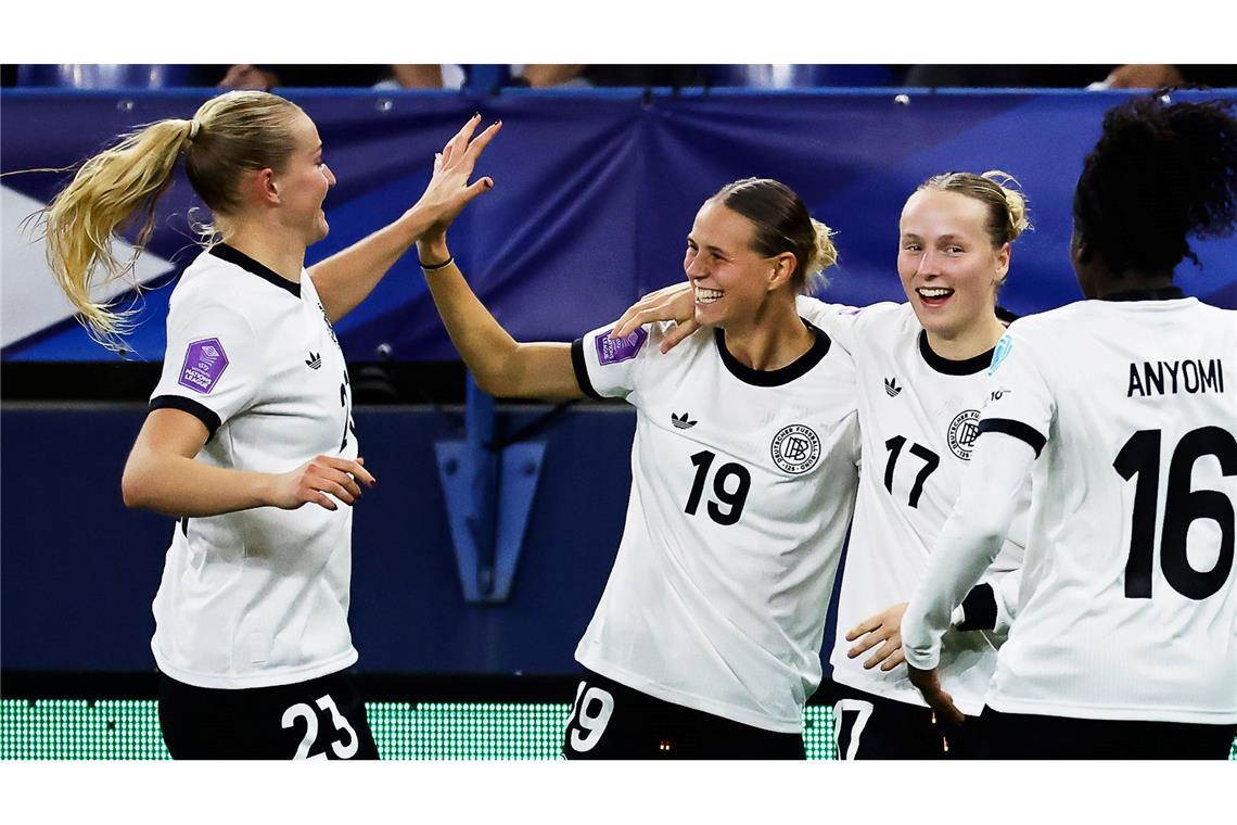 Mal wieder bei einer WM jubeln: Das ist das Ziel der deutschen Fußballerinnen. (Archivbild)