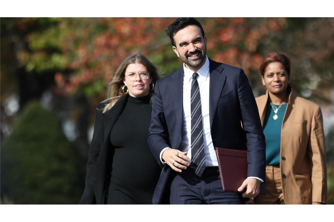 Mamdani hat sich für die Übergangszeit schon ein erstes Team an die Seite geholt - es sind allesamt Frauen.