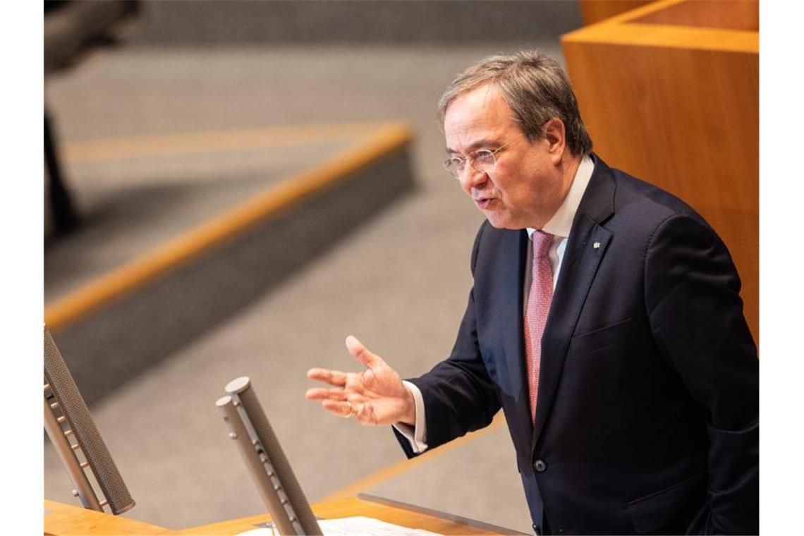 Gegenwind für Laschet wegen Kritik am Corona-Kurs „Man kann nicht immer neue Grenzwerte erfinden, um zu verhindern, dass Leben wieder stattfindet“, sagt Armin Laschet. Foto: Marcel Kusch/dpa