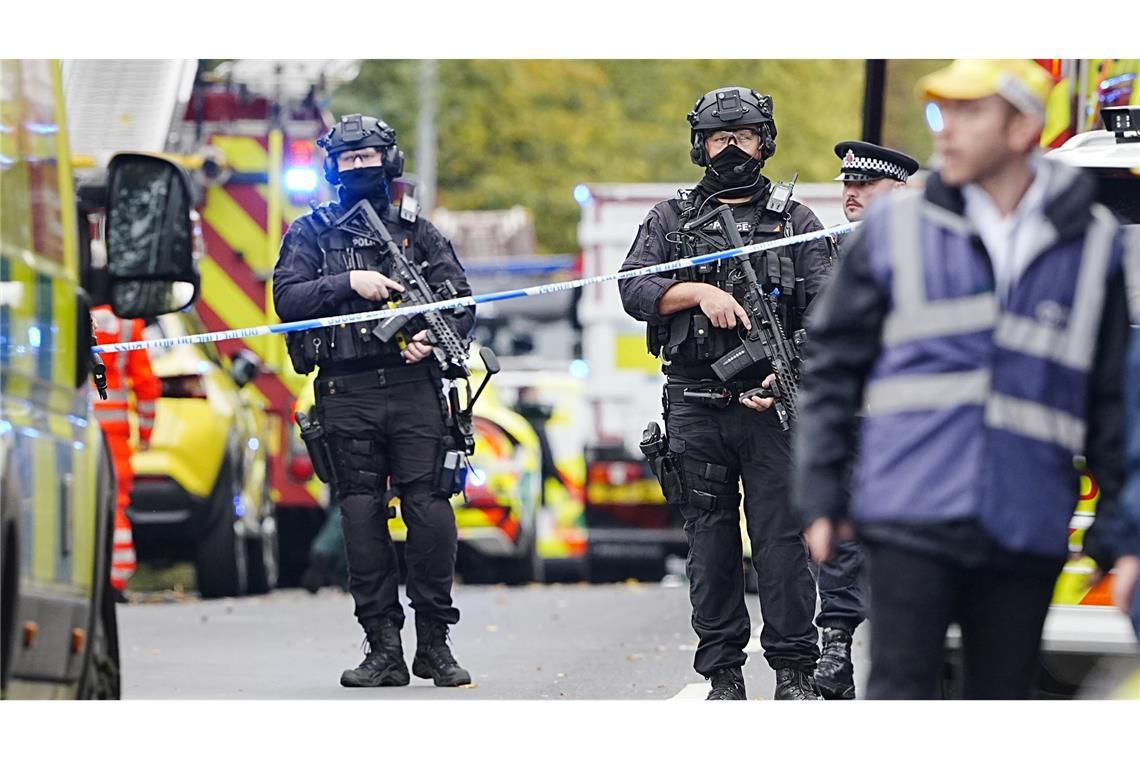 Bilder des Tages Manchester: Großeinsatz der Polizei nach Angriff an Synagoge mit mehreren Verletzten.