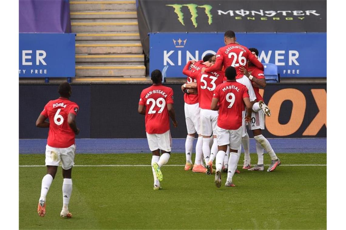 Man United und Chelsea für Champions League qualifiziert Manchester United hat dank des Sieges bei Leicester City die Champions-League-Teilnahme sicher. Foto: Oli Scarff/PA Wire/dpa
