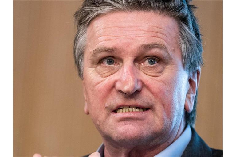 Manfred Lucha (Bündnis 90/Die Grünen), Gesundheitsminister in Baden-Württemberg. Foto: Christoph Schmidt/dpa/Archivbild