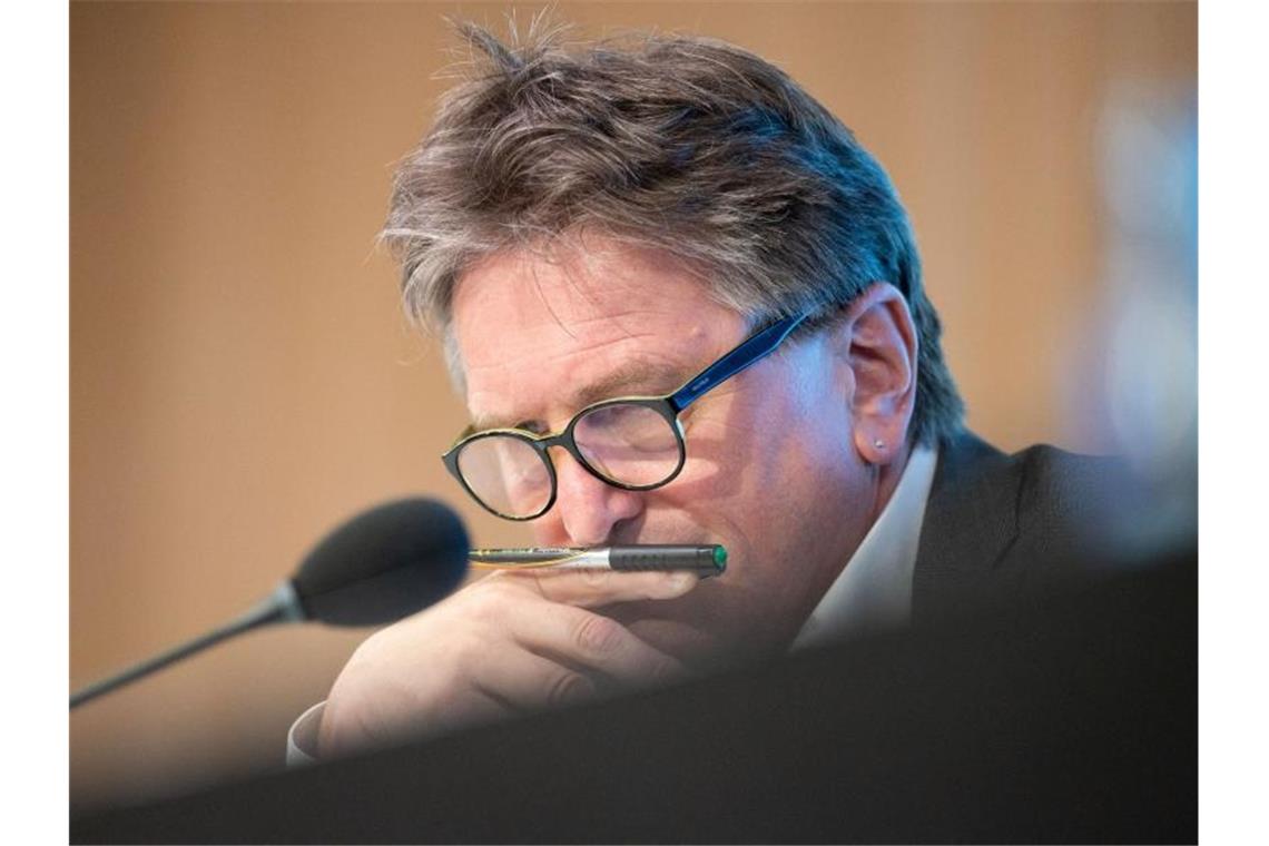 Manfred Lucha (Bündnis 90/Die Grünen), Minister Gesundheit in Baden-Württemberg, spricht. Foto: Marijan Murat/dpa