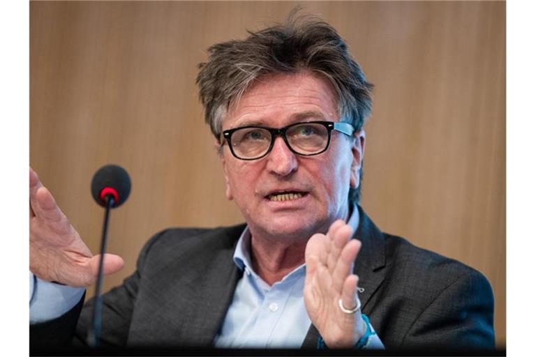 Manfred Lucha (Grüne), Gesundheitsminister in Baden-Württemberg. Foto: Christoph Schmidt/dpa/Archivbild