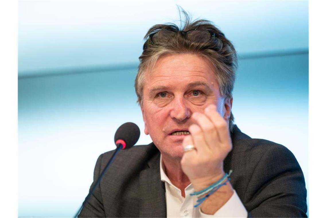 Lucha fordert Testpflicht für Einreisende aus Risikogebieten Manfred „Manne“ Lucha, Minister für Soziales und Integration in Baden-Württemberg. Foto: Marijan Murat/dpa/Archivbild