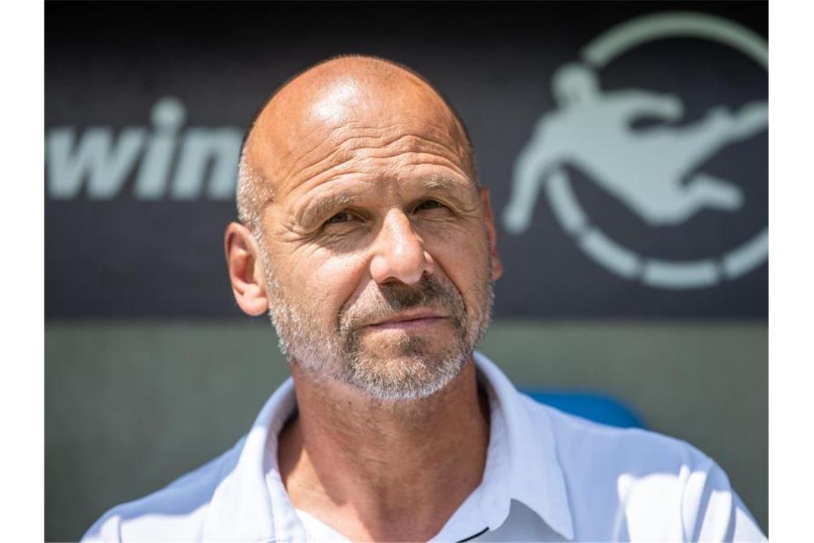 SV Waldhof will Heimfluch beenden Mannheims Trainer Bernhard Trares. Foto: Robert Michael/zb/dpa/Archivbild