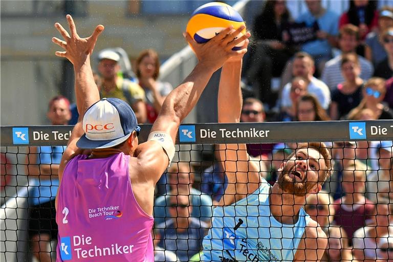 Manuel Harms (rechts) ist ab heute bei der Beach-Liga aktiv. Foto: Imago