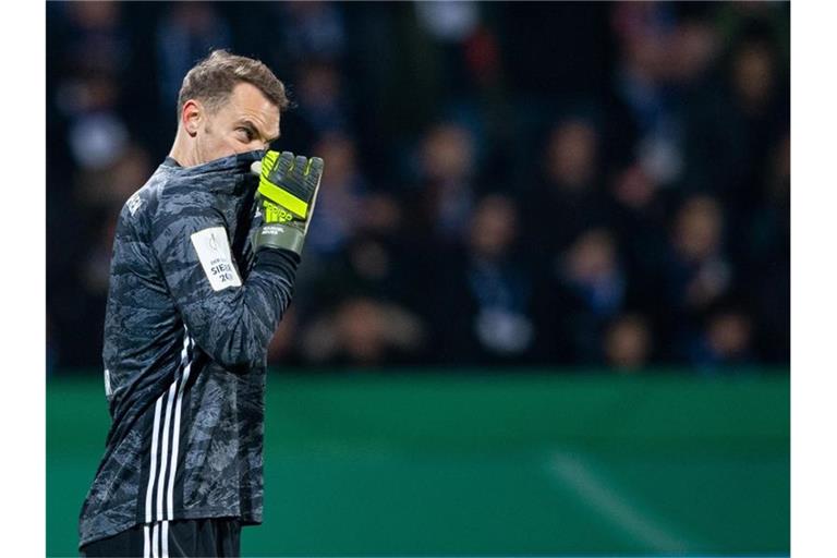 Manuel Neuer war nicht zufrieden mit dem Auftritt des FC Bayern. Foto: Guido Kirchner/dpa