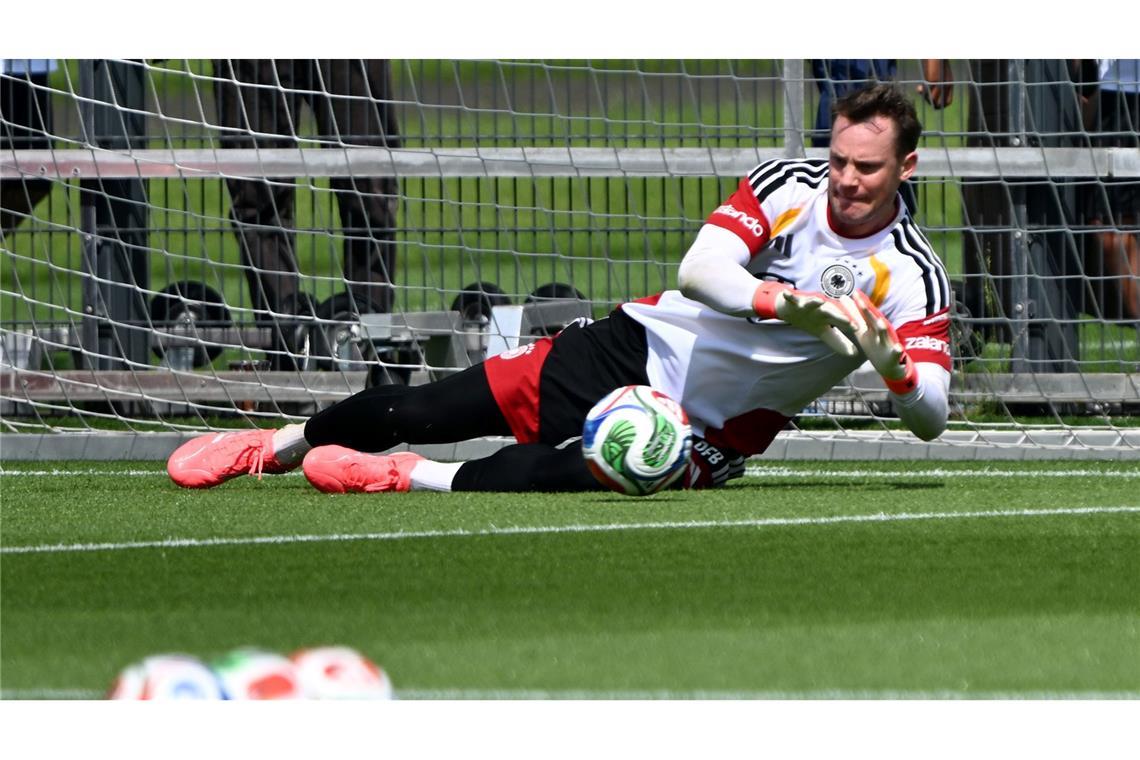 Manuel Neuer wird bei der Generalprobe vor der WM nicht im Tor stehen. (Archivbild)