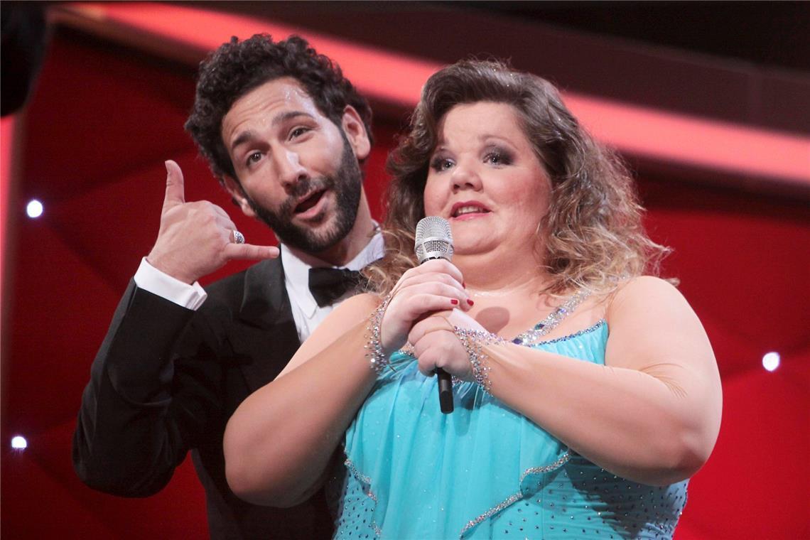 Manuela Wisbeck verlässt nach 16 Jahren die ZDF-Serie "Notruf Hafenkante". Warum die Schauspielerin gehen muss und wie es für sie weitergeht.