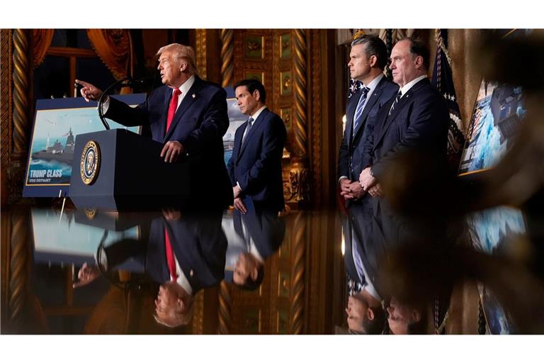 Mar-a-Lago: Trump, Rubio & Co. präsentieren Pläne für den Bau von neuen Kampfschiffen.