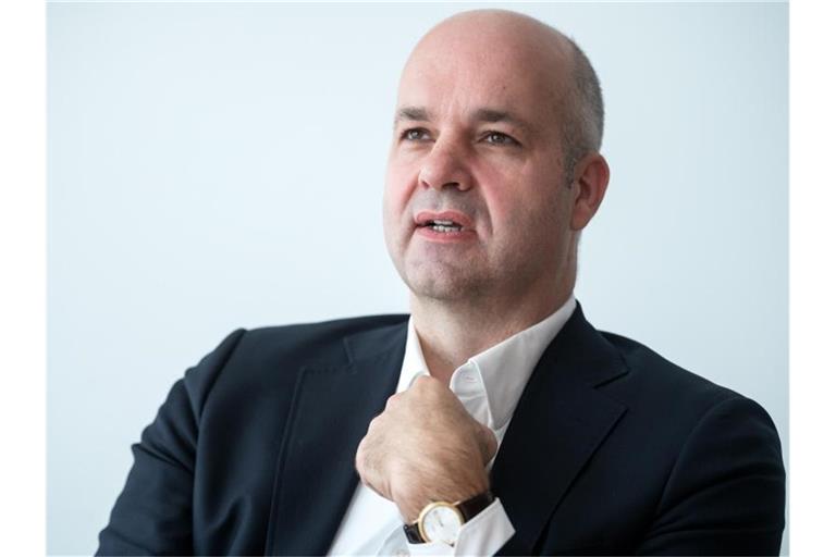 Marcel Fratzscher, Präsident des Deutschen Instituts für Wirtschaftsforschung (DIW), warnt vor zu viel Optimismus in Blick auf 2022. Foto: Bernd von Jutrczenka/dpa/Archiv