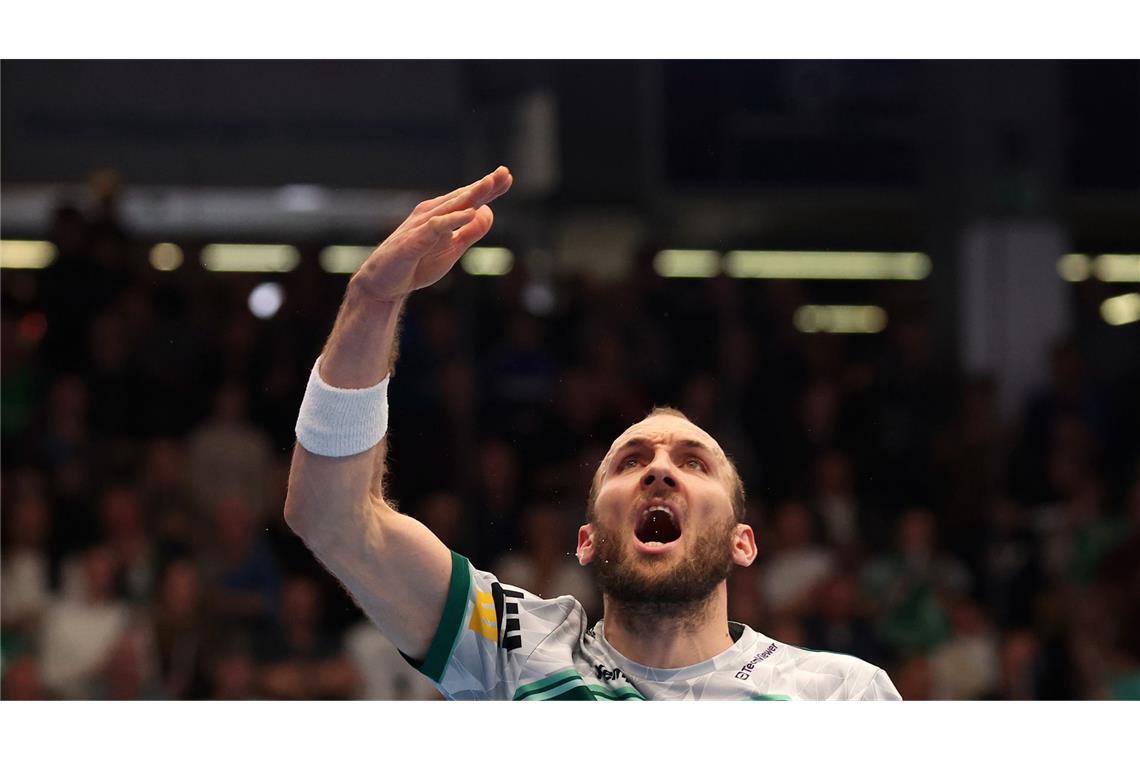 Marcel Schiller puscht das Publikum.